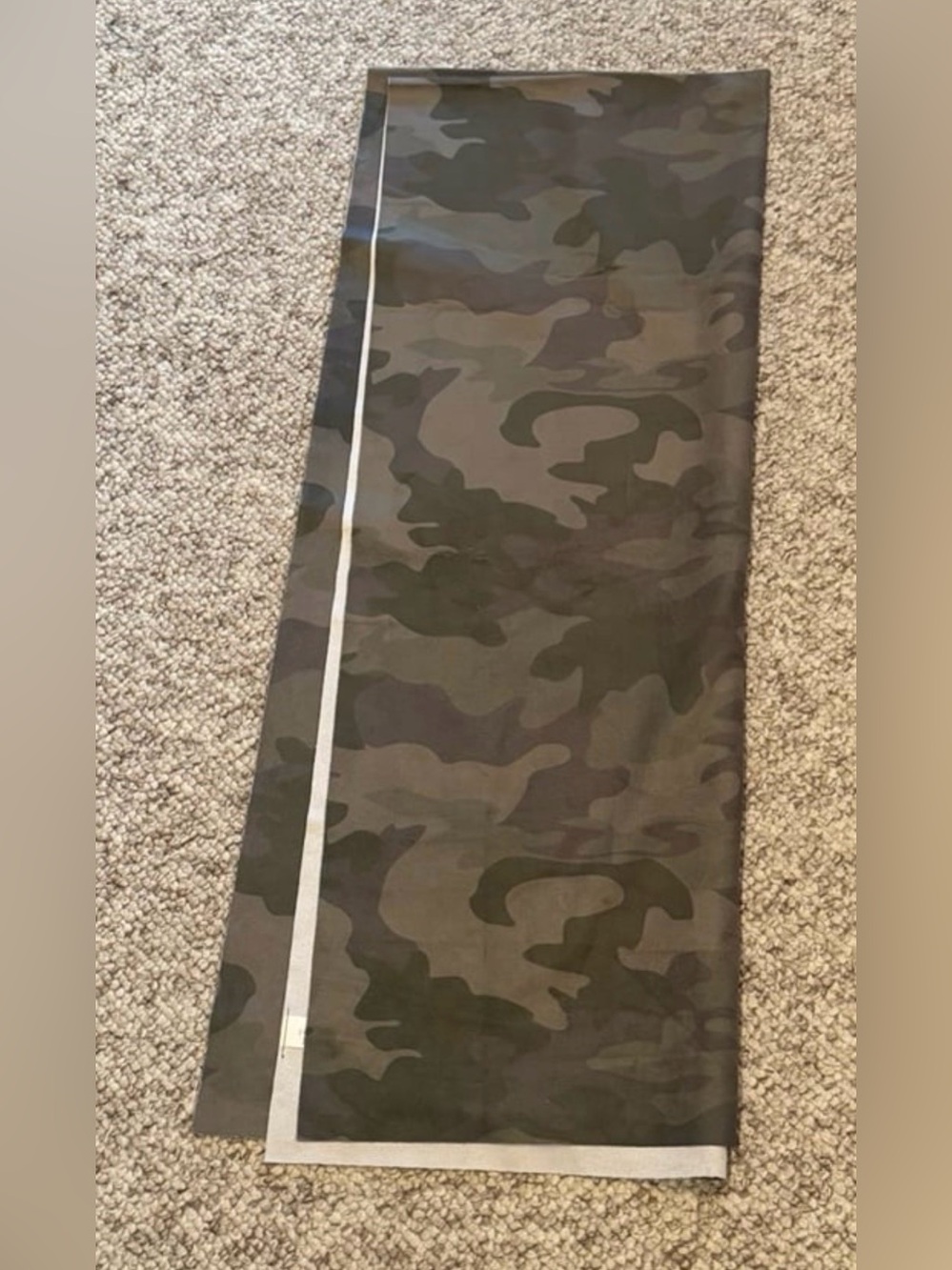 NWOT New without tags Lululemon Hot Yoga Green Camo Camouflage Mat Towel RARE